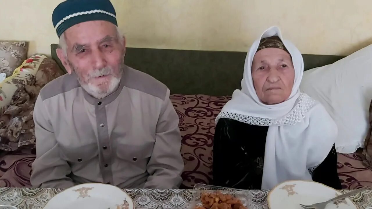 Брат хасбика. Хасбулла магомедов. Мать хасбика. Сестра хасбика. Хасбик и кадыров.