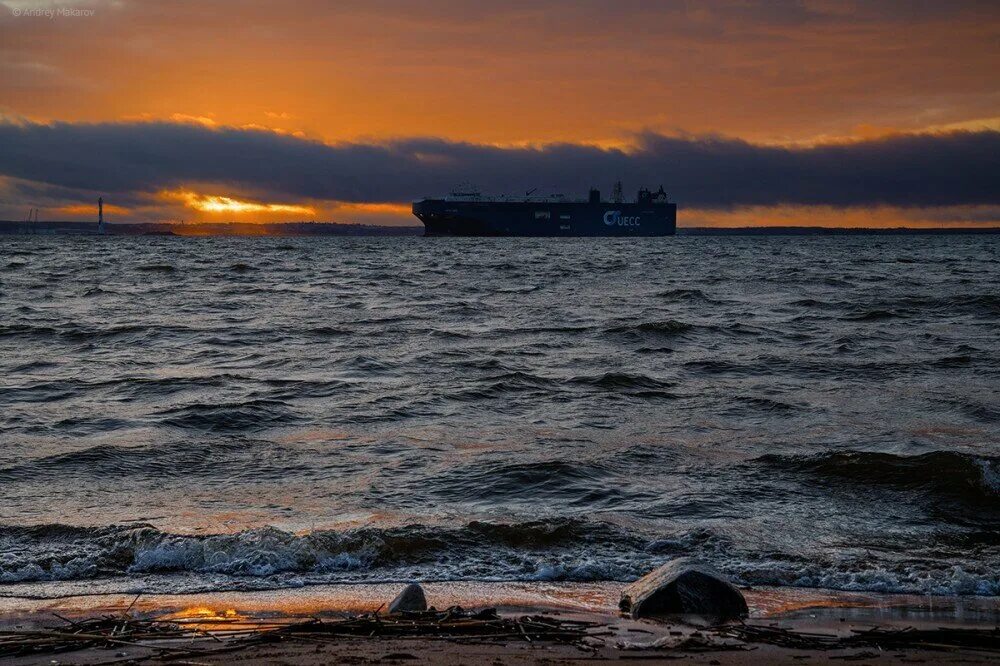 Seas 14. Финский залив Кронштадт. Котлин Балтийское море. Балтийское море Кронштадт. Финский залив Кронштадт море.