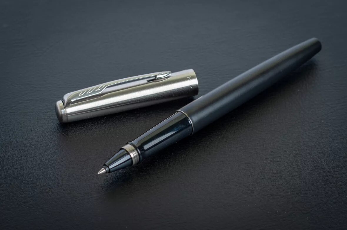Ручка шариковая "parker. Паркер jotter k61 детали. Ручка parker jotter. Parker jotter black. Ручка паркер джоттер блэк.
