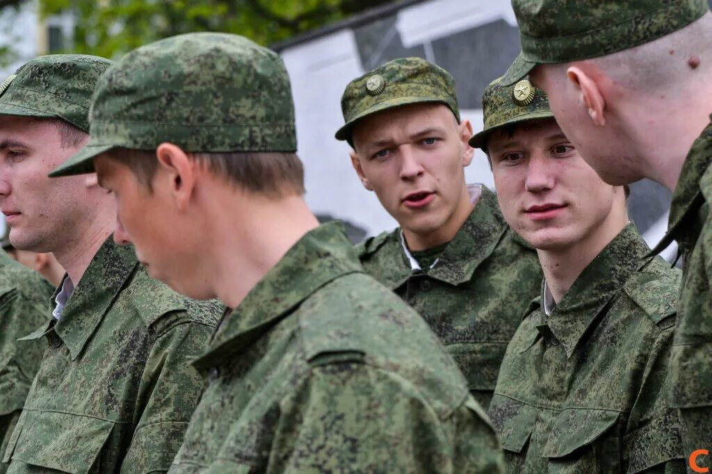 В какие войска берут с б3