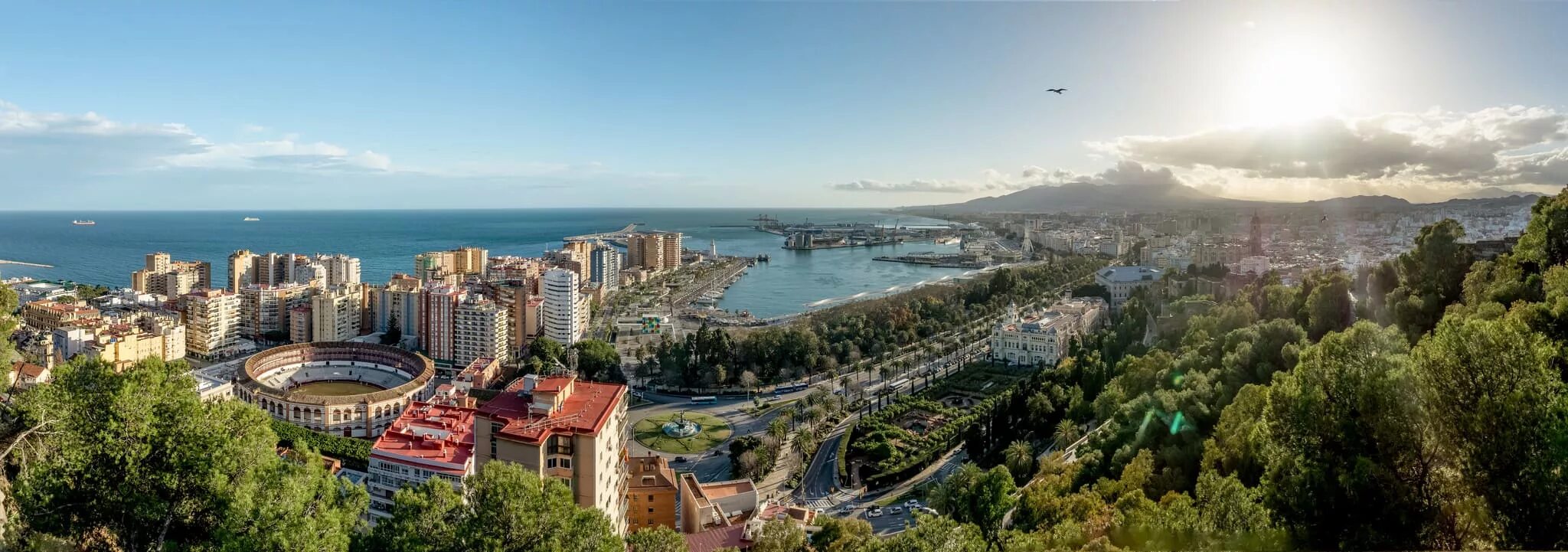 Малагия. Гора ай йори алушта. Фото где написано крым. Вулкан в крыму. Коста дель соль испания.