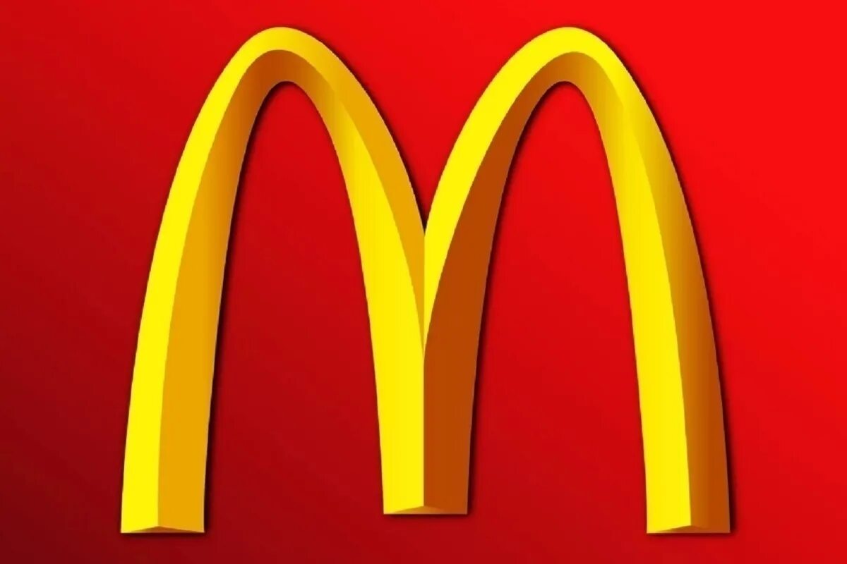 Макдоналдс самара. Макдональдс здание с золотыми арками. Макдональдс. Mcdonald's ресторан в сша. Знак макдональдса.