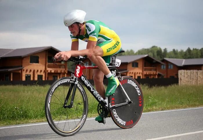 Виктор капитонов. Виктор капитонов велогонщик. Виктор капитонов велоспорт. Виктор капитонов велоспорт. Капитонов виктор арсеньевич велоспорт.