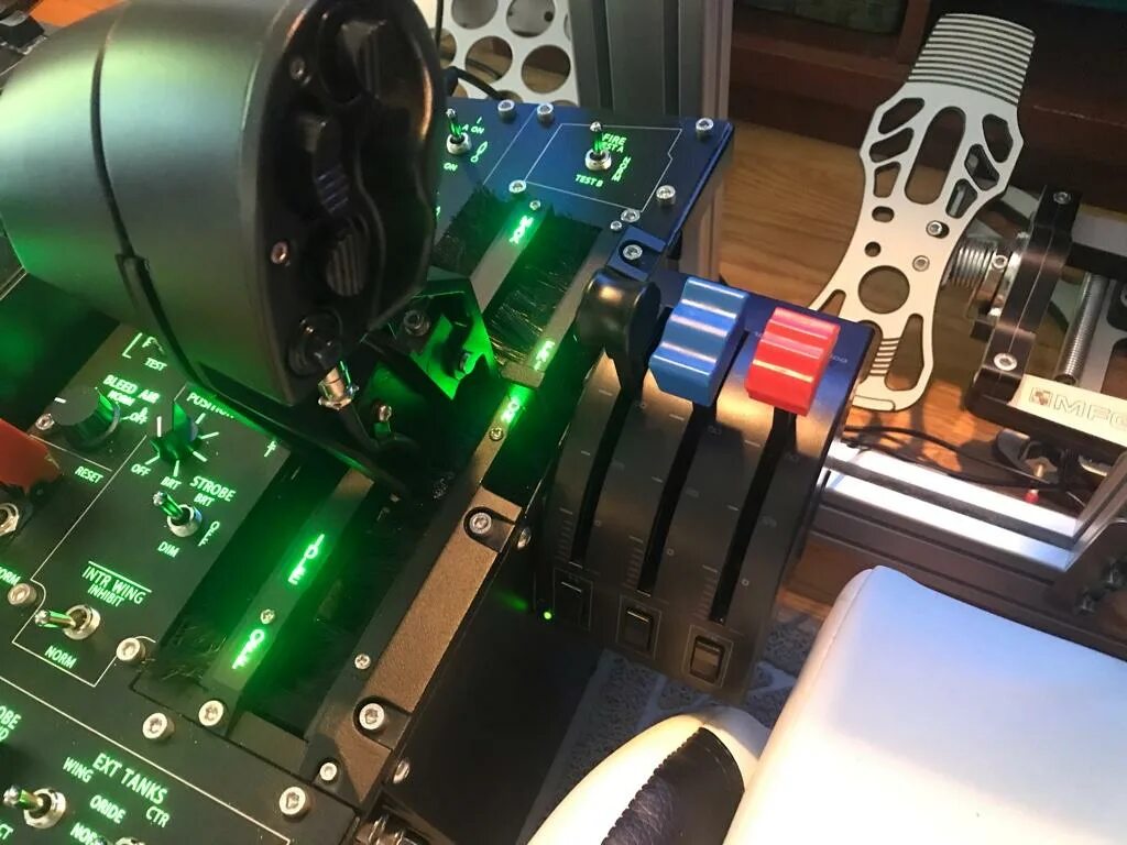 Logitech g flight throttle. Logitech throttle quadrant. throttle quadrant a-320. throttle, yaw аппаратура. модуль gnx-thq. throttle quadrant..