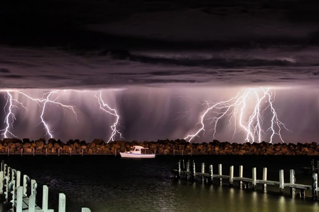 грозный город 2021. самое грозное. мечеть аймани кадыровой в аргуне. мечеть сердце чечни в грозном вектор. самое грозное.