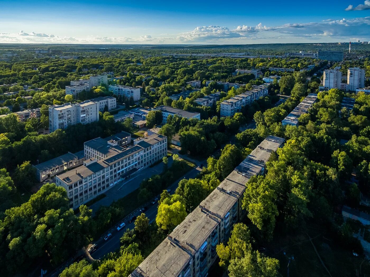 Ульяновск городской сайт. Город Ульяновск с высоты птичьего полета. Ульяновск Засвияжский район. Ульяновск с высоты птичьего полета Засвияжский район. Засвияжский район с высоты птичьего полета.