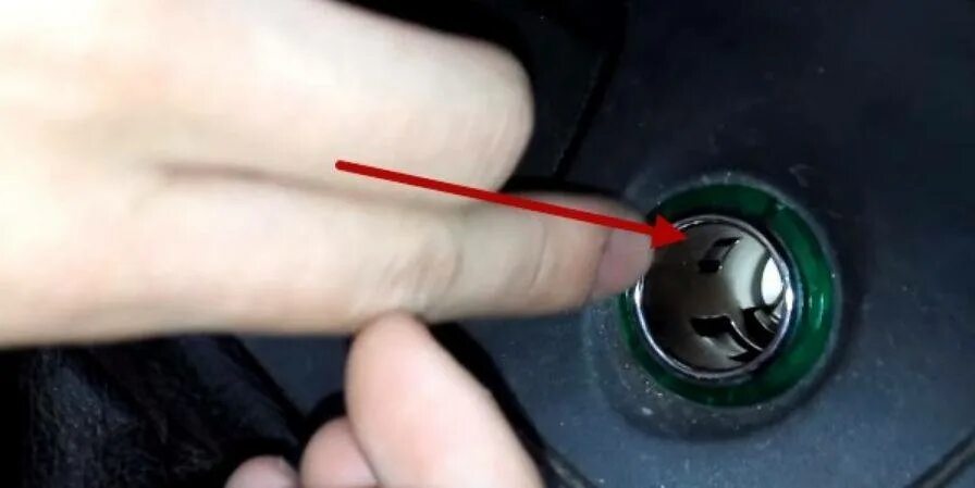 Проводка прикуривателя. Прикуриватель 2110. ваз 2110 снятие прикуривателя. гнездо прикуривателя ваз 2110. как достать прикуриватель ваз 2112.