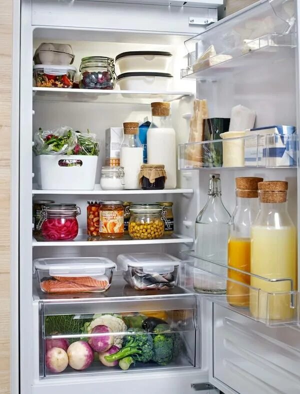 Экономичное использование. Хранение в холодильнике. Порядок в холодильнике. Организация хранения в холодильнике. Организация пространства в холодильнике.
