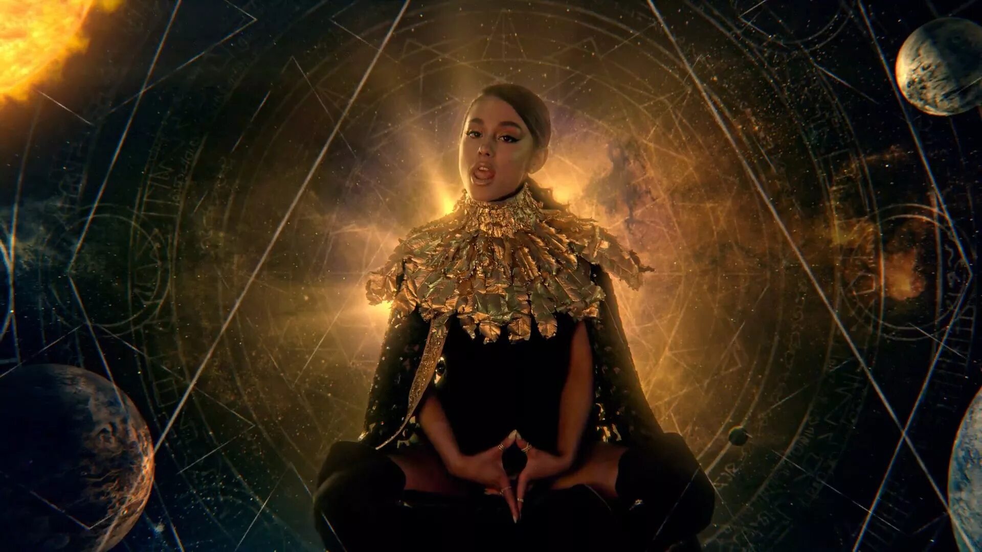 Got is a woman. Ariana grande god. ариана гранде god is a woman. женщины захватили мир. год из а вумен.