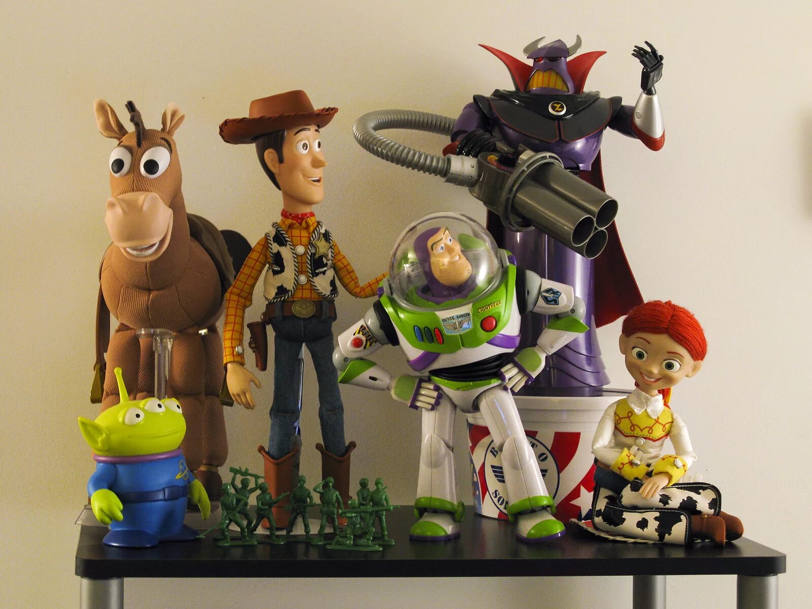 Pixar Toy story игрушки. Toy story collection солд. История игрушек герои. Коллекция игрушек из истории игрушек. Покажи игрушку из мультика