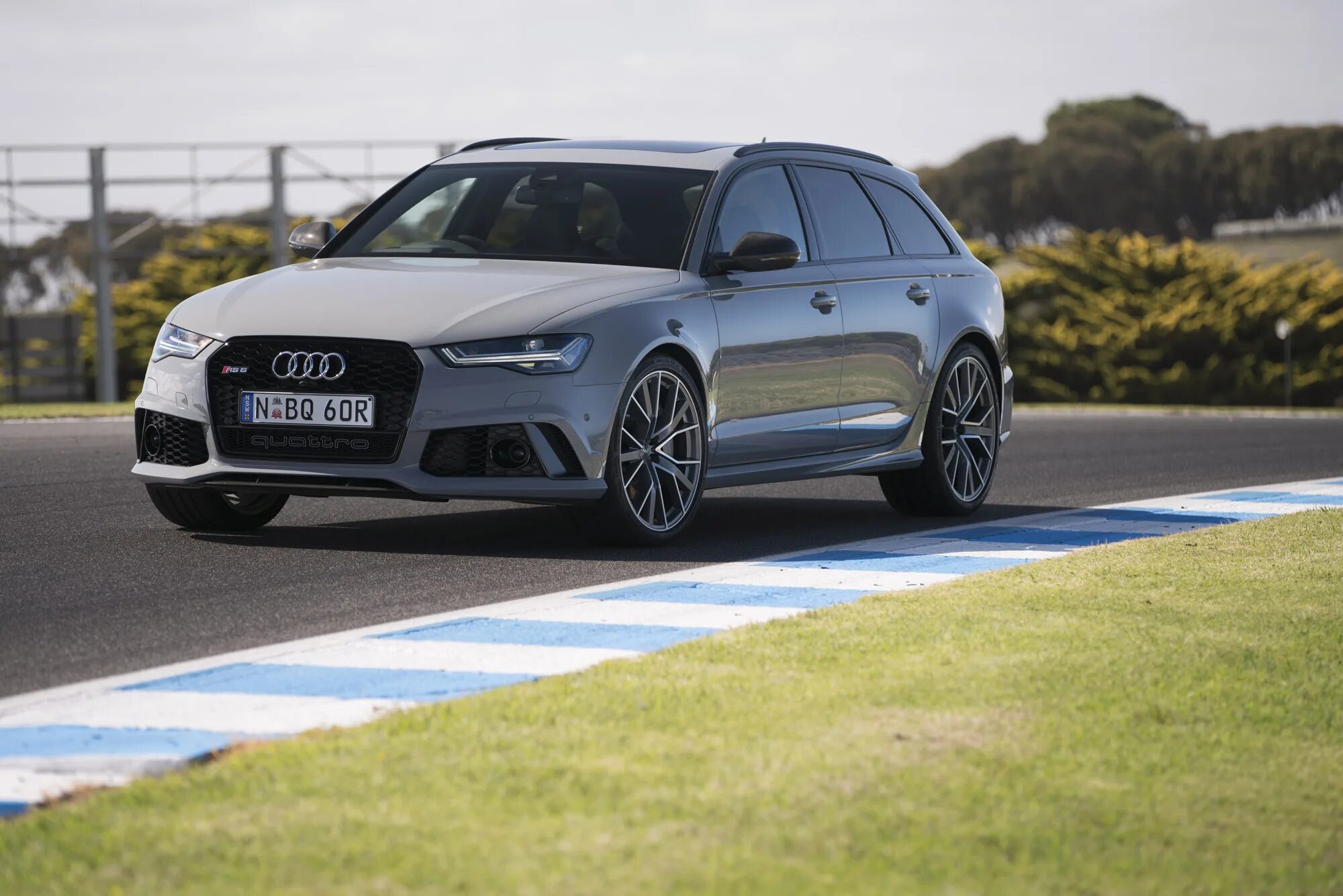 Мод на бимку ауди рс6. Ауди rs6 2025. audi rs6 c7 avant performance. audi rs6 avant green. audi rs6 2025.