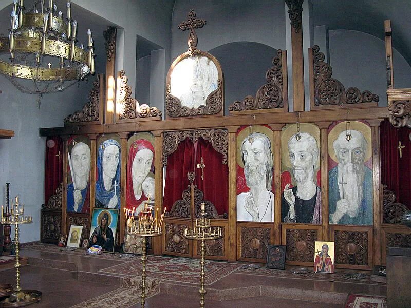 Церковь ванги в болгарии фото икон внутри