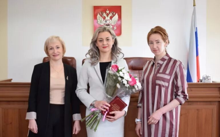 Мировые суды хакасии. Арбитражный суд хакасии. субач галина ивановна абакан. судьи республики хакасия. судьи арбитражного суда абакана.