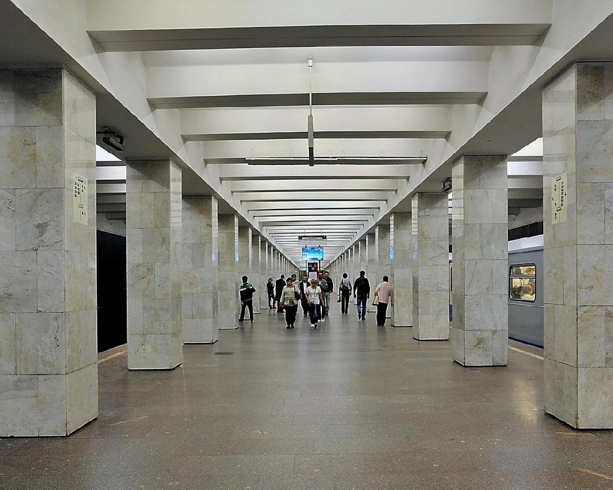 Отрадное какое метро. Станция метро Владыкино. Станция метро Владыкино Москва. Станция метро Владыкино вестибюль. Вестибюль станции Владыкино.