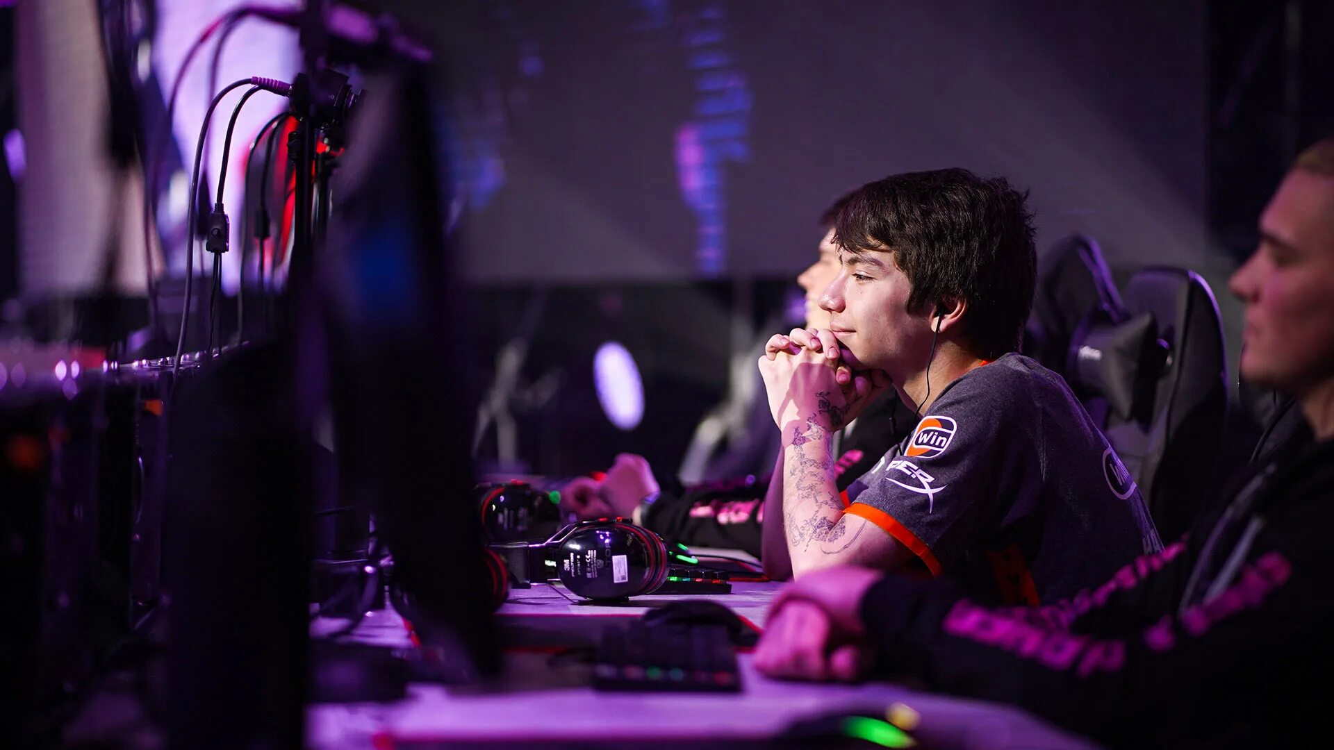 Турнир по кс. Турнир стандофф. Фиджитал-гонкам. Фиджитал битва. Фиджитал битва.