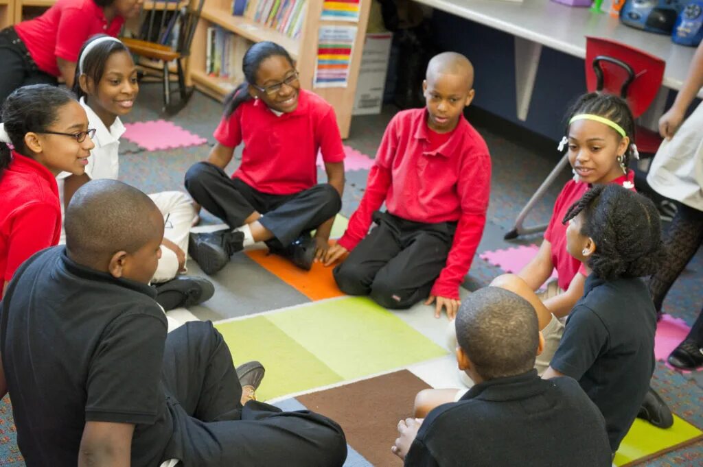 Safer school. Behavioral approaches in Classroom. Teacher-student interaction. Inaudible responses in class. Walking around the Classroom in teaching.