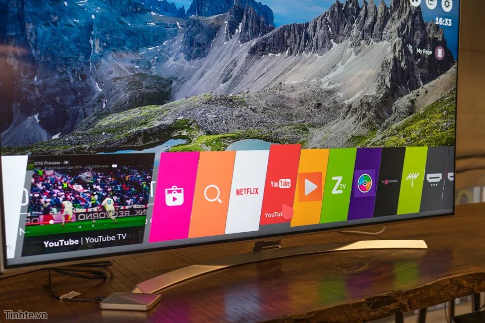 Lg webos tv приложения. Телевизор LG WEBOS TV. LG Smart TV WEBOS. LG WEBOS 5. Операционная система на LG Smart TV.