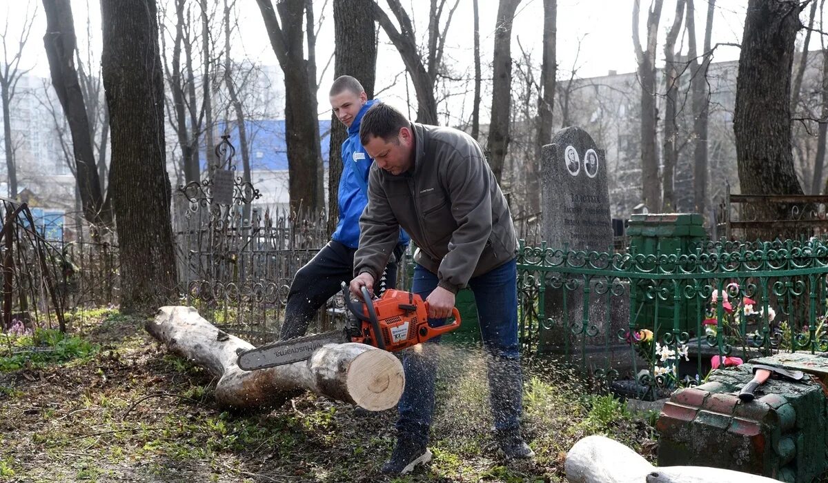 Сайт апрель курск. Субботник. Субботник фото. Субботник 2023. После субботника картинки.