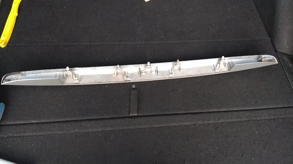 Молдинг крышки Багажника Накладка ручки двери Хром Mercedes X166 GL GLS a1667400