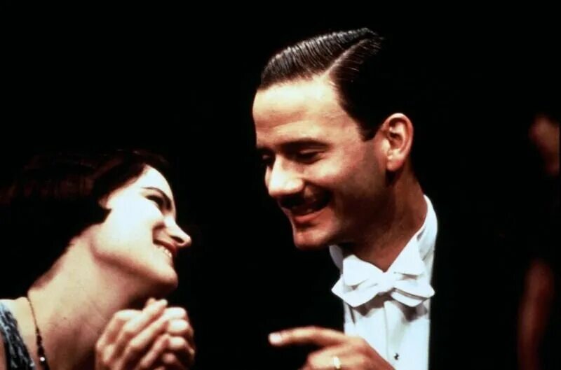 миссис паркер и порочный круг (1994). миссис паркер и порочный. паркер фильм постер. дженнифер джейсон ли 1994. дженнифер джейсон ли миссис паркер и порочный круг.