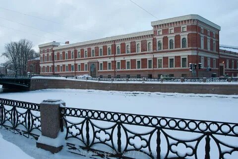 Центральный военно морской