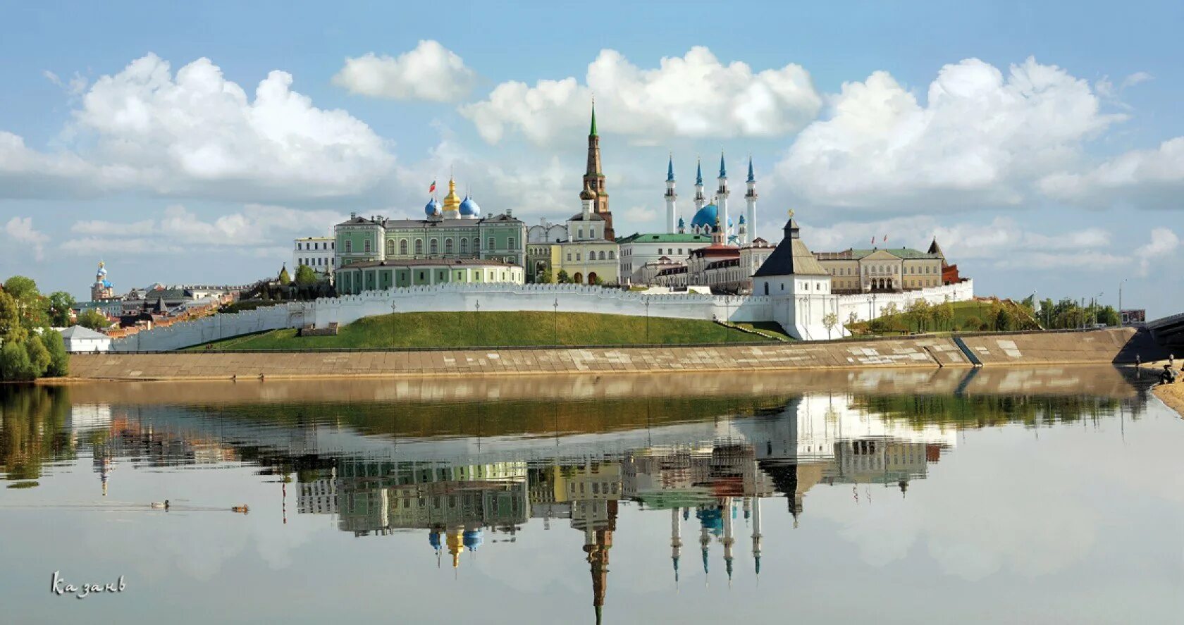 Kremlin казань. Казанский Кремль Казань. Белокаменная крепость Казань. Белокаменный Казанский Кремль. Комплекс Казанского Кремля.