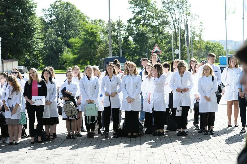 Фото выпускников могилевского медицинского. Могилевские колледжи после 9 класса. Могилевские колледжи после 9 класса. Могилевские колледжи после 9 класса. Могилевские колледжи после 9 класса.