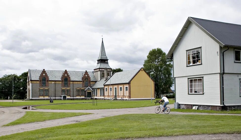 Тюрьма Бастой (Bastoy), Норвегия. Норвежская тюрьма на острове Бастой. Пятизвёздочная тюрьма Бастой, Норвегия. Тюрьма острова Бастей, Хортен, Норвегия. Город бастой