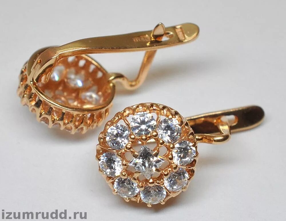 Кольцо jenavi малинка a6103000. Серьги малинка с фианитами золотые 19 век. Серьги малинки 585 пробы. Серьги малинка с фианитами. Бриллиантовые серьги малинка 583 проба.