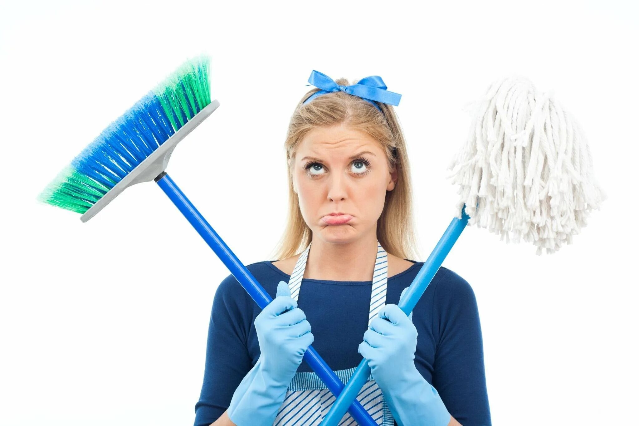 Woman cleaning. Женщина со шваброй. Швабра для уборки. Клининг. Уборщица со шваброй.