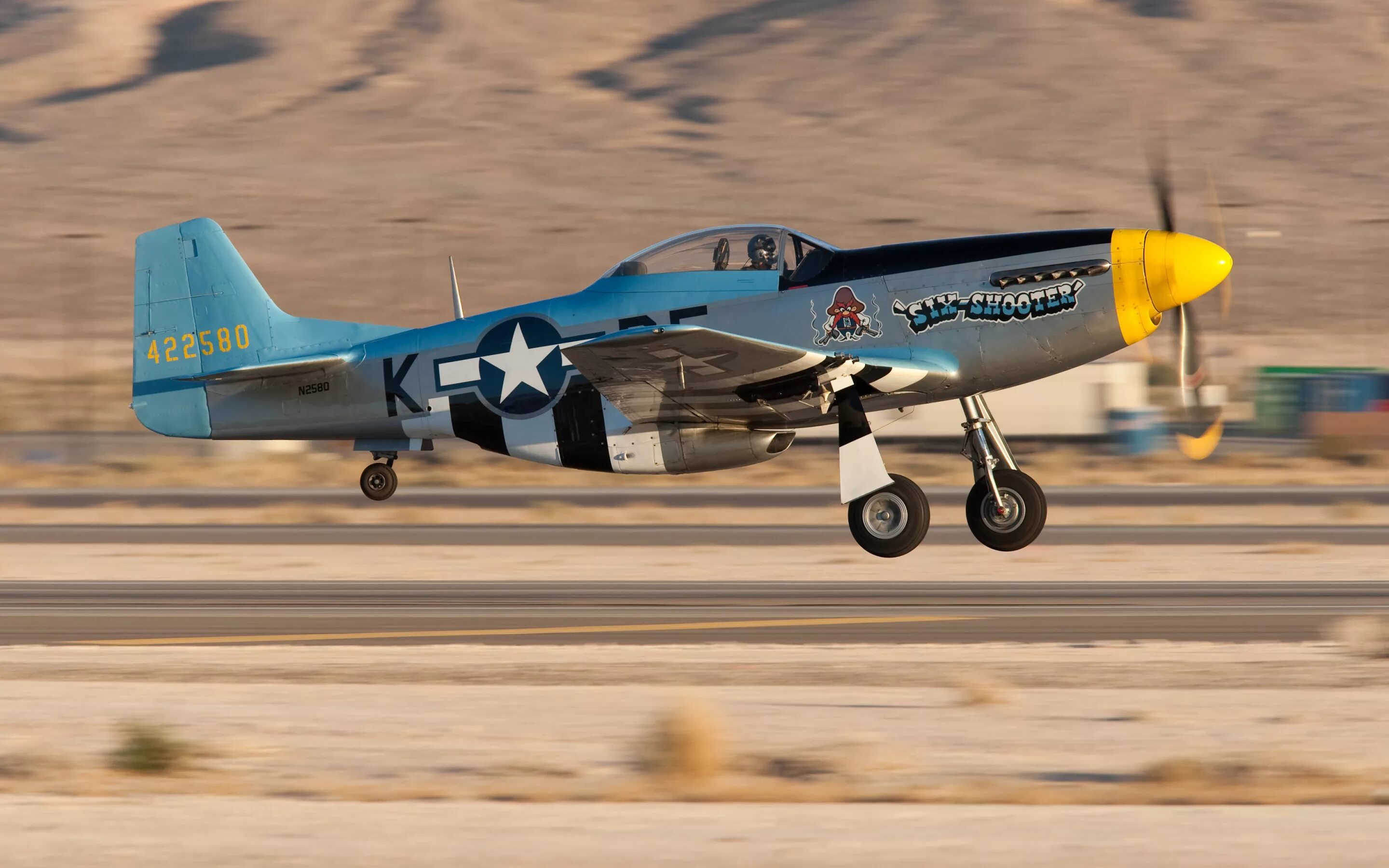 Истребитель п. P51 Мустанг. Самолет p-51 Mustang. Истребитель p-51d Mustang. Самолет North American p-51d Mustang.