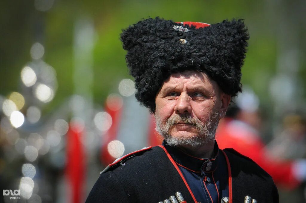 Парадеевич фото. Парадеич. Лицо казака. Парад Казаков в Краснодаре 2016. Казачество в Аргентине.