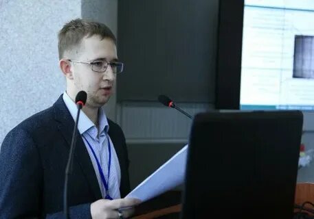 Специалистов 16