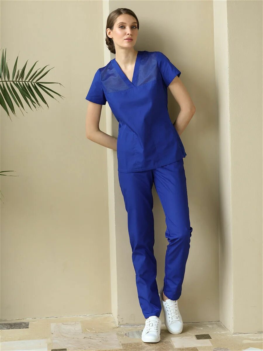 Медицинские костюмы брюки. Костюм медицинский женский. Синий медицинский костюм. Медицинский костюм женский синий. Медицинский костюм женский голубой.
