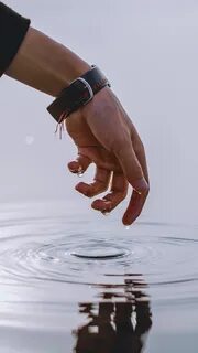 Drop hands