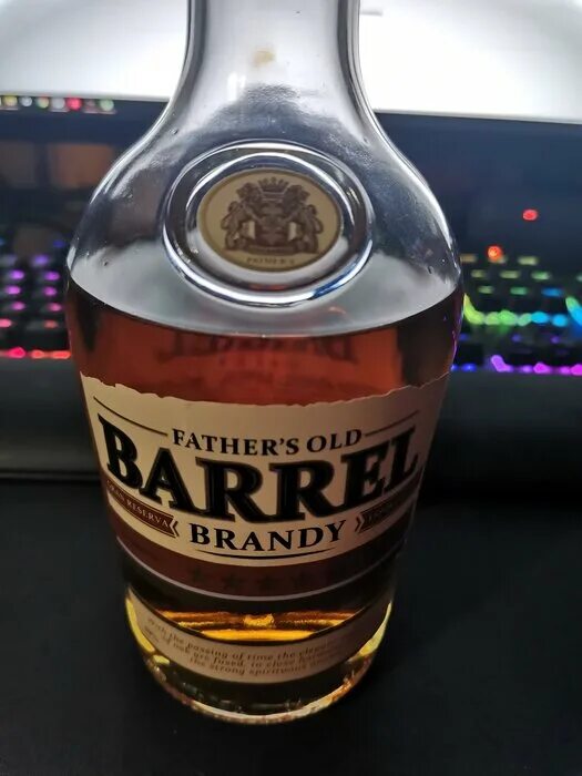 барел бренди. 5л 40. бренди баррель 40% 0,5л. бренди barrel 40 0. 5.