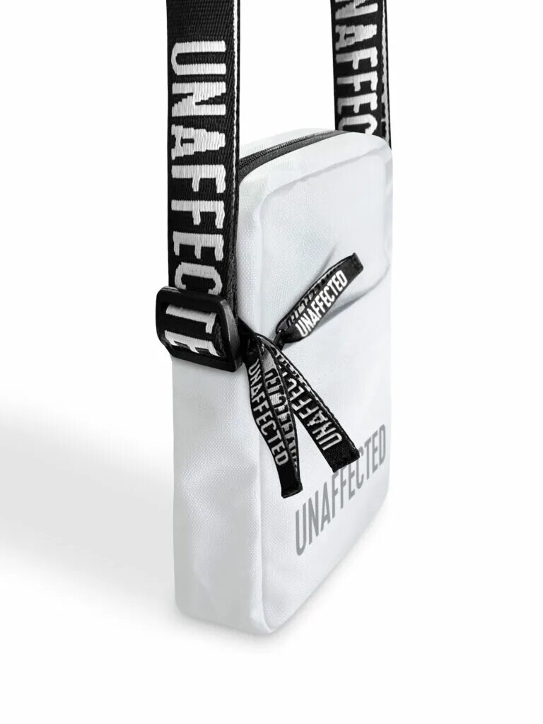 Сумка unaffected. Сумка unaffected через плечо белая. сумка unaffected белая. сумка мессенджер unaffected. сумка unaffected через плечо (бежевый).