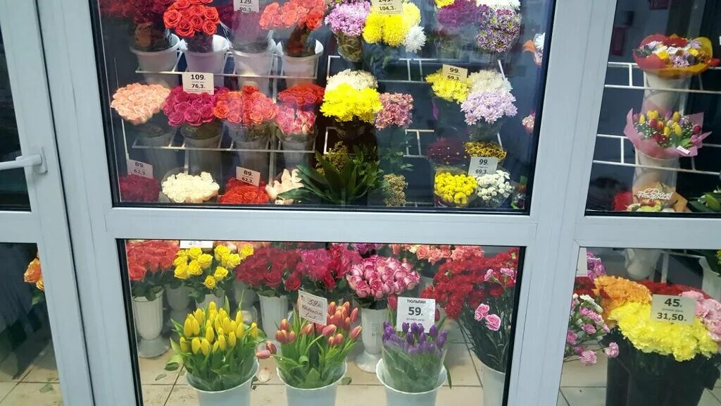 студия ля букет. магазин растений рядом со мной. цветочный склад 24/7. малика хозяйка магазина цветов на ленинском. цветочный ряд магазин цветов.