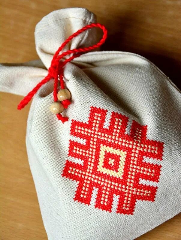 Славянский оберег рожаница. Вышиваем оберег. Славянский оберег лельник. Славянский вышивной оберег вышивка. Лельник оберег вышивка.