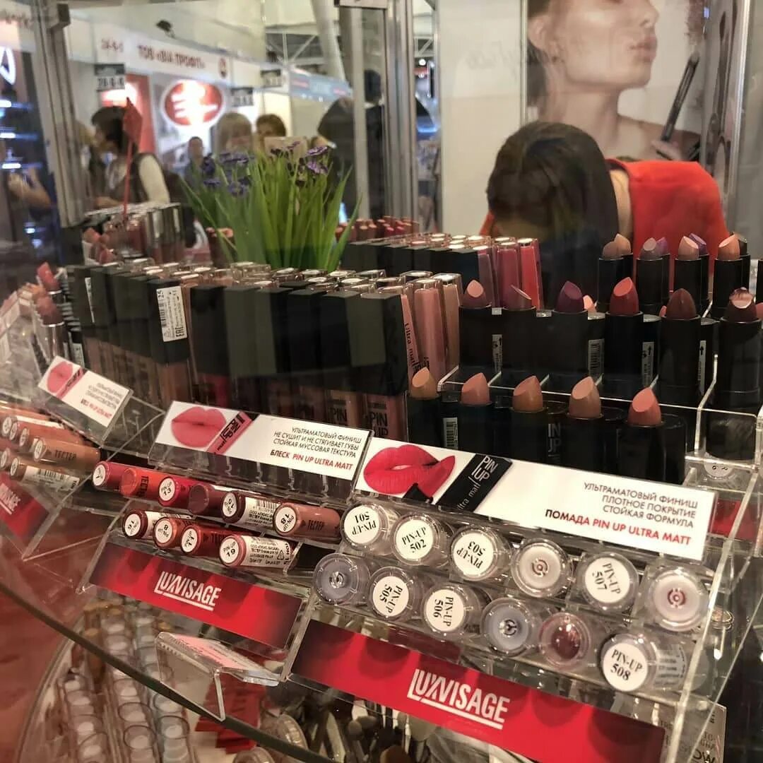 Тинт люкс визаж. Люкс визаж магазин. Glam look cream velvet. Тинты люкс визаж. Люкс визаж косметика.