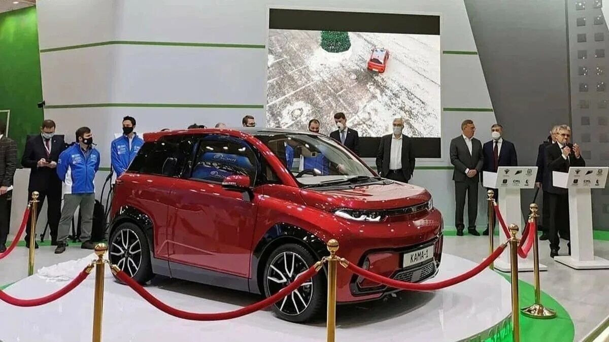 первый автомобиль 2022