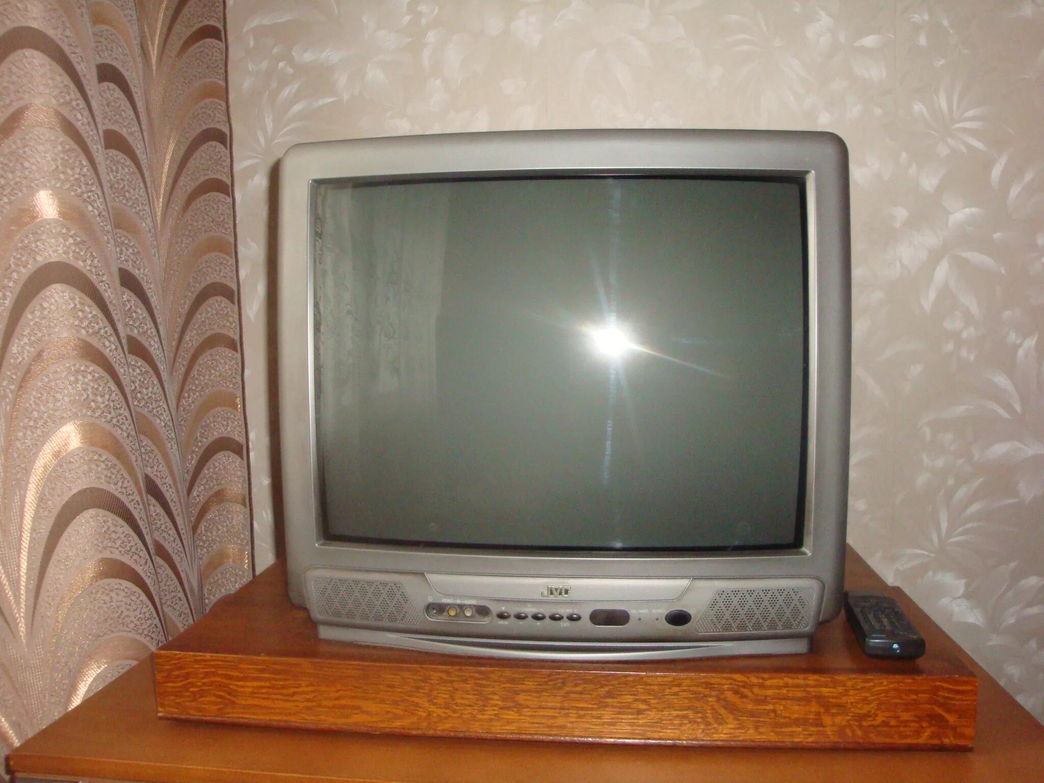 Телевизор JVC 1996. Телевизор JVC super Multi 21. Телевизор JVC старые модели 2002-2007. Телевизор JVC 2000 год.