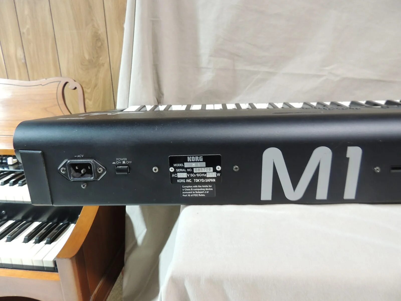 Korg m1. Korg m1 dac. korg m1 power. korg m1 power board.