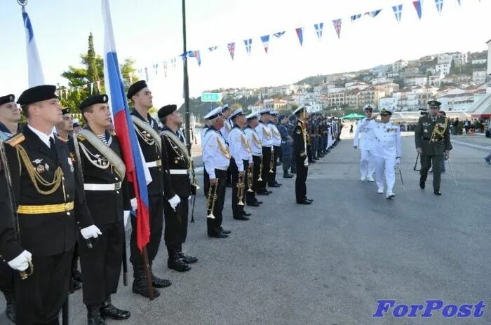 Морпехи в греции. Морпехи в греции. Морпехи в греции. Морпехи в греции. Парад морпехов в греции.