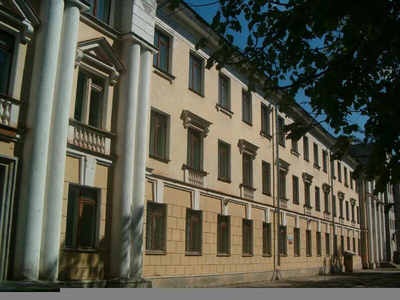 Областная клиническая больница великий новгород. Цгб новгород. Колмовская больница великий новгород. Цгб новгород. Гобуз цгкб великий новгород.