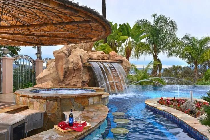 Фото и видео отеля Kenilworth Beach Resort & SPA Goa 5*. Рейтинг отелей и гостин