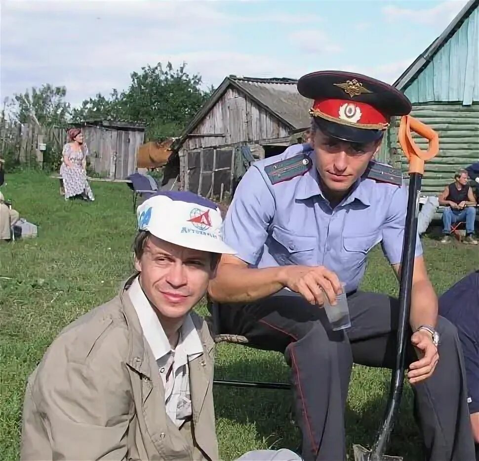 В какой деревне снимали участок с безруковым. В какой деревне снимали участок с безруковым. В какой деревне снимали участок с безруковым. В какой деревне снимали участок с безруковым. Памятник безрукову в похвистнево.