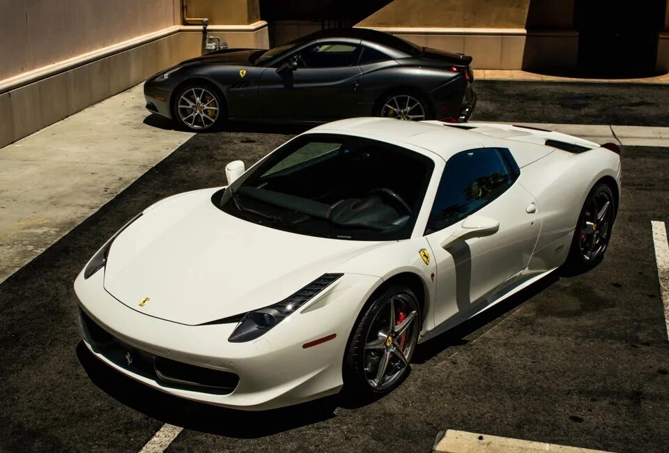 Белая феррари 458 италия 2023. Ferrari 599 gto white. Ferrari 488 gtb white. Белая феррари ф430 москва. Ferrari spider white 458.
