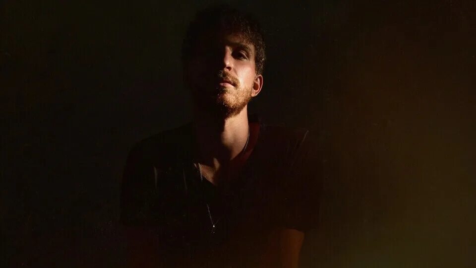 Фон для trap nation. Two feet певец. Two feet time fades away. Two feet биография группы. Билл десс.