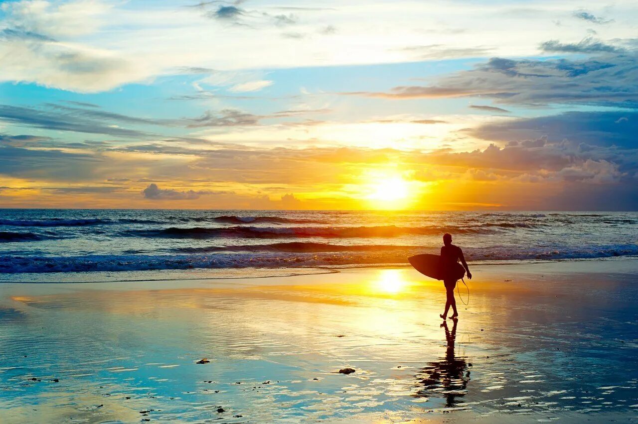 Серфинг на Бали. Улувату серфинг. Море солнце. Солнце пляж.